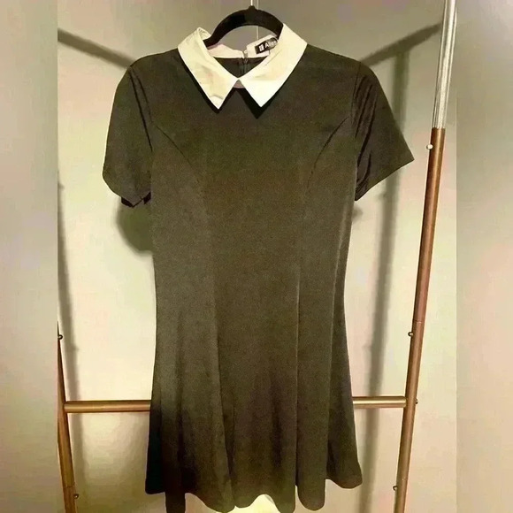 Women’s juniors Allegra K brand short black dress with white collar NWOT size S - Picture 1 of 9